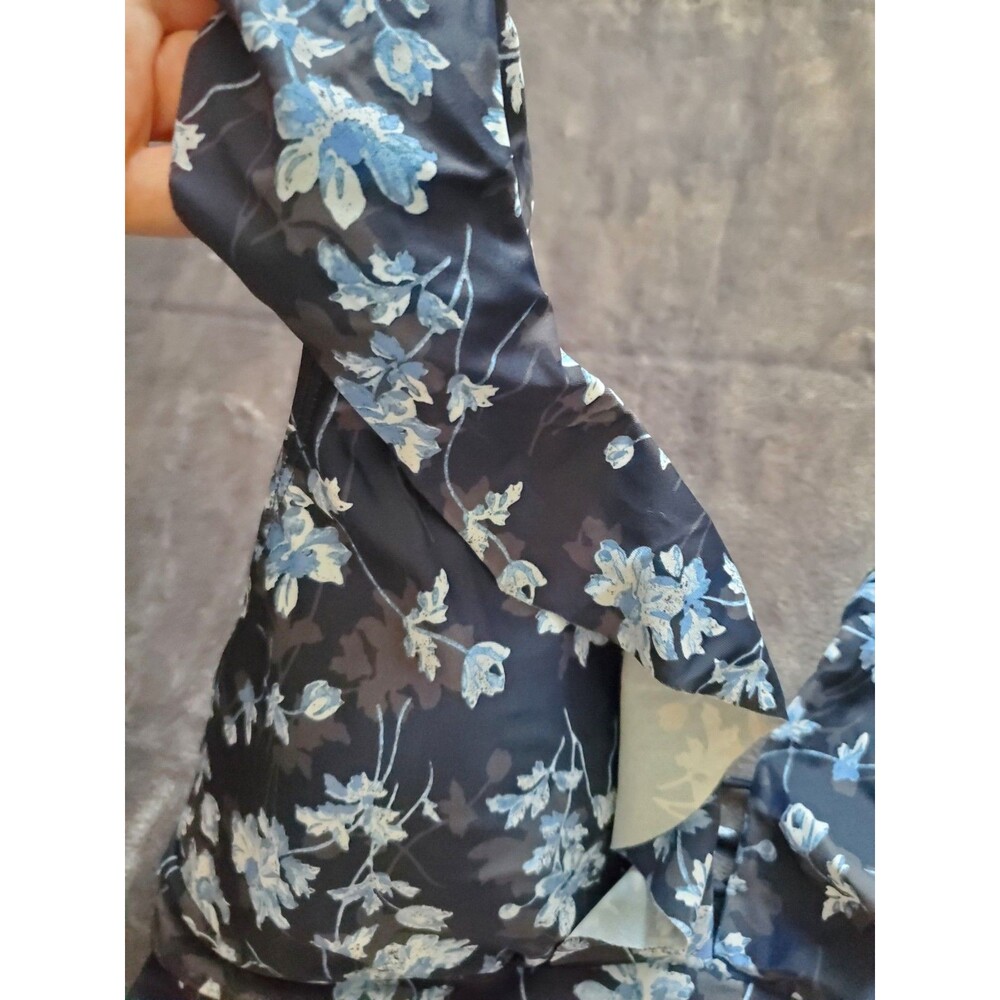 A PEA IN THE POD Maternity Swimsuit Medium Navy Blue NWT Floral Ruffle Beach - Picture 8 of 16